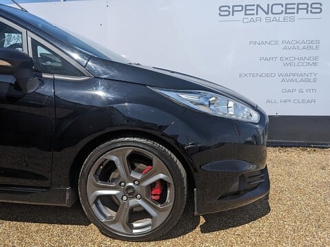 Ford Fiesta ST-3 11