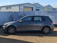 Volkswagen Golf SE TSI BLUEMOTION TECHNOLOGY DSG 4