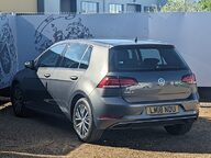 Volkswagen Golf SE TSI BLUEMOTION TECHNOLOGY DSG 7