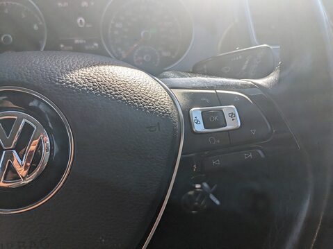 Volkswagen Golf SE TSI BLUEMOTION TECHNOLOGY DSG 21