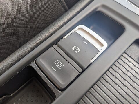 Volkswagen Golf SE TSI BLUEMOTION TECHNOLOGY DSG 28