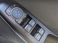 Ford Fiesta ACTIVE X 26