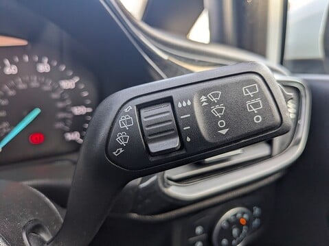 Ford Fiesta ACTIVE X 30