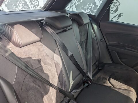 SEAT Leon TSI CUPRA 4DRIVE DSG 17