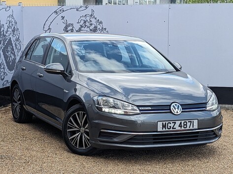 Volkswagen Golf SE NAVIGATION TSI EVO DSG
