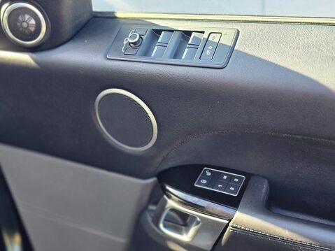 Land Rover Range Rover Sport SDV6 HSE DYNAMIC 23
