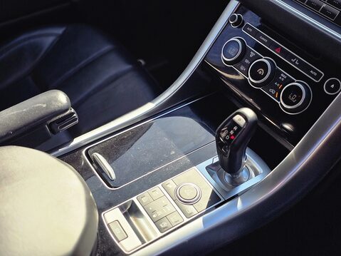 Land Rover Range Rover Sport SDV6 HSE DYNAMIC 25