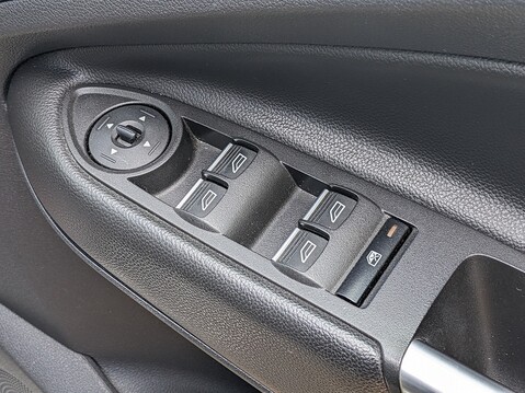 Ford Kuga TITANIUM SPORT TDCI 23