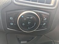 Ford Focus ST-LINE 29