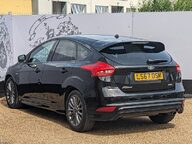 Ford Focus ST-LINE 7