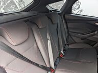 Ford Focus ST-LINE 18