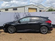 Ford Focus ST-LINE 4
