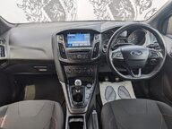 Ford Focus ST-LINE 16