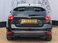Ford Focus ST-LINE 8