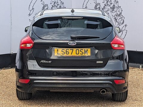 Ford Focus ST-LINE 8