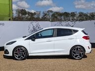 Ford Fiesta ST-3 4