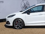 Ford Fiesta ST-3 5