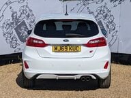 Ford Fiesta ST-3 8