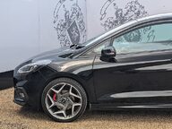 Ford Fiesta ST-3 5