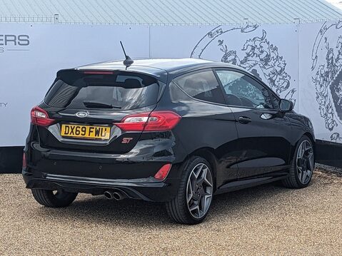 Ford Fiesta ST-3 9