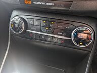 Ford Fiesta ST-3 31