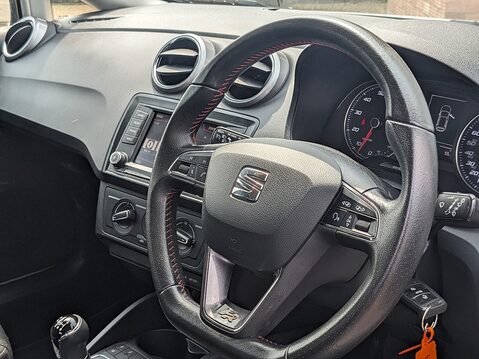 SEAT Ibiza TSI FR TECHNOLOGY 14