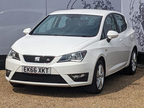 SEAT Ibiza TSI FR TECHNOLOGY 3
