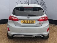 Ford Fiesta ST-2 8