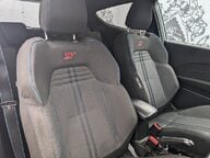 Ford Fiesta ST-2 12
