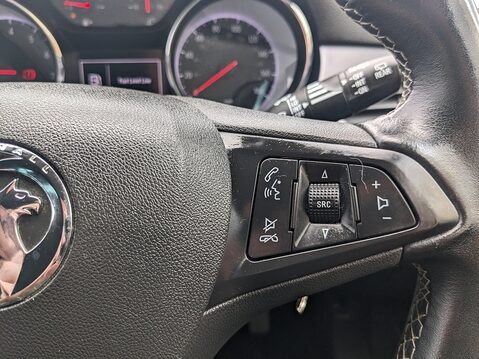 Vauxhall Astra TECH LINE NAV ECOTEC S/S 17
