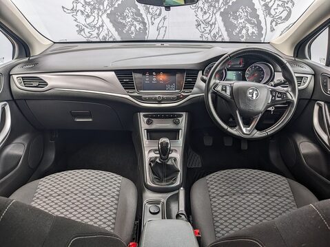 Vauxhall Astra TECH LINE NAV ECOTEC S/S 19