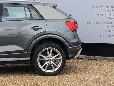 Audi Q2 TFSI S LINE 6