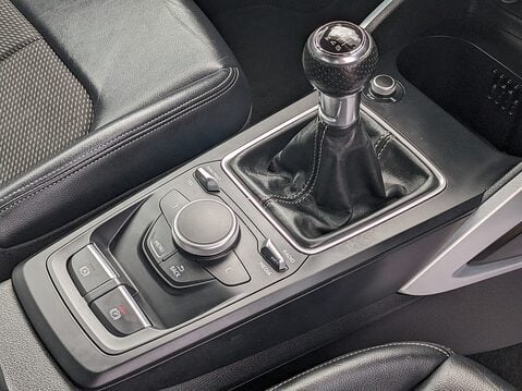 Audi Q2 TFSI S LINE 23