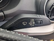 Audi Q2 TFSI S LINE 18