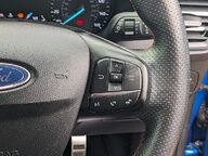 Ford Focus ST-LINE X 16