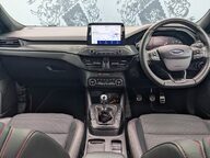 Ford Focus ST-LINE X 17