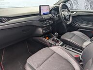 Ford Focus ST-LINE X 18