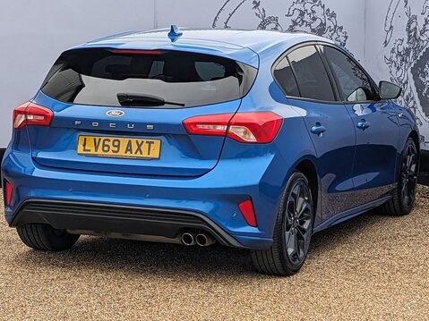 Ford Focus ST-LINE X 9