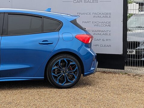 Ford Focus ST-LINE X 6