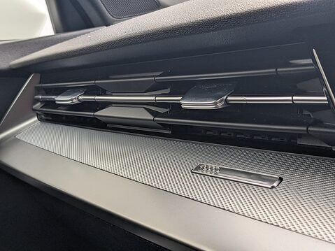 Audi A3 SPORTBACK TFSI S LINE MHEV 24
