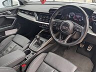 Audi A3 SPORTBACK TFSI S LINE MHEV 9