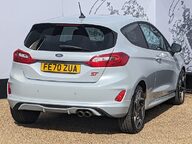 Ford Fiesta ST-3 7