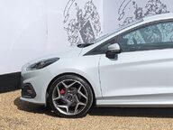 Ford Fiesta ST-3 5