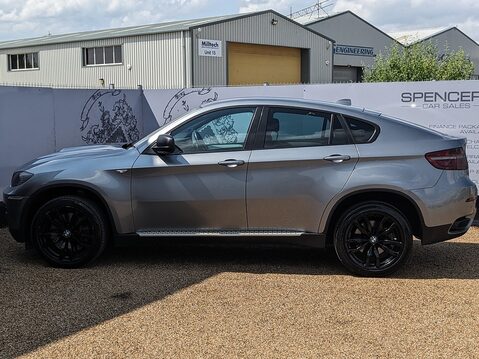 BMW X6 M50D 4