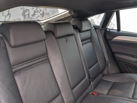 BMW X6 M50D 17