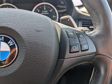 BMW X6 M50D 23