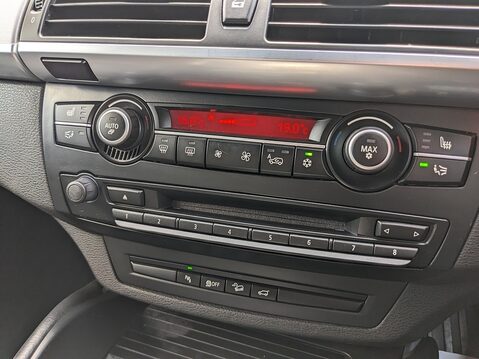 BMW X6 M50D 34
