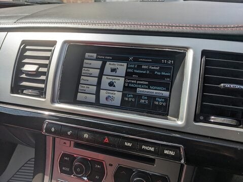 Jaguar XF D V6 S PORTFOLIO 31