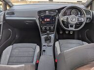 Volkswagen Golf R-LINE TSI EVO 20