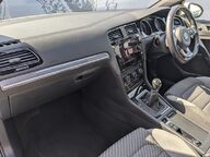 Volkswagen Golf R-LINE TSI EVO 22